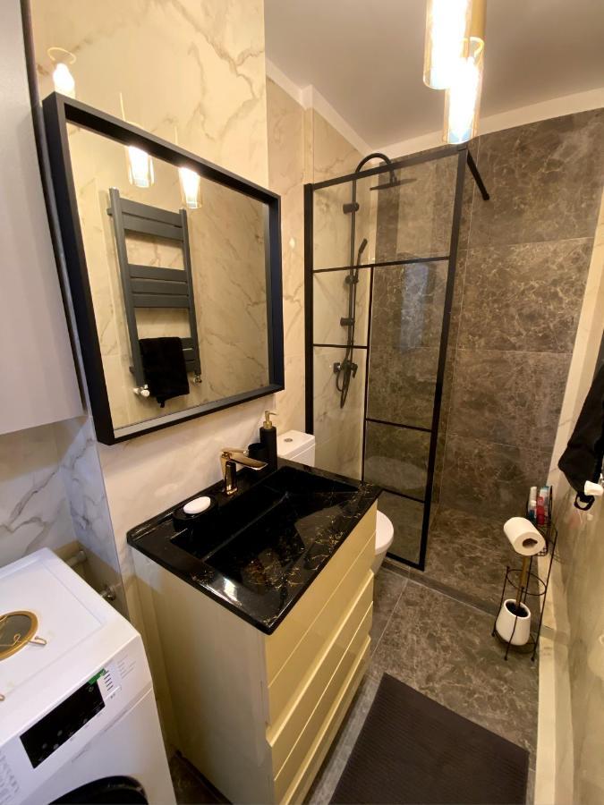 Lovely Studio In The City Center Of บูคาเรสต์ ภายนอก รูปภาพ
