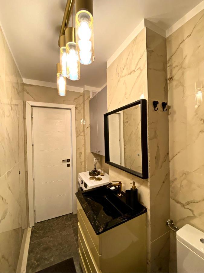 Lovely Studio In The City Center Of บูคาเรสต์ ภายนอก รูปภาพ